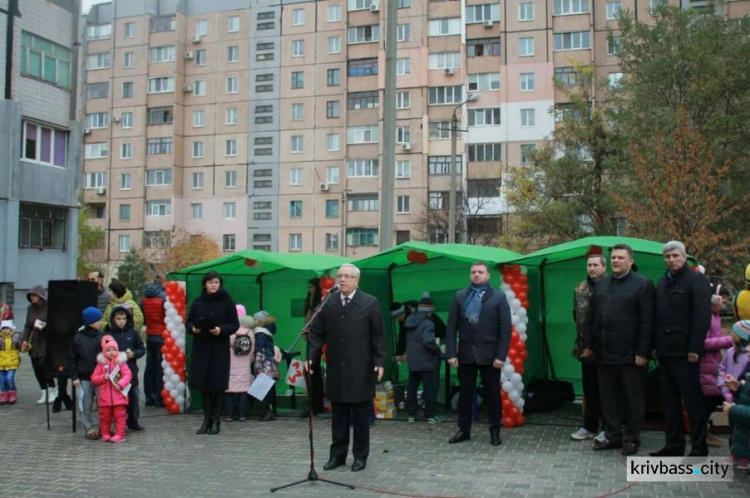 В Кривом Роге на Восточном-2 прошел праздник - открытие обновленных улиц (ФОТОРЕПОРТАЖ)