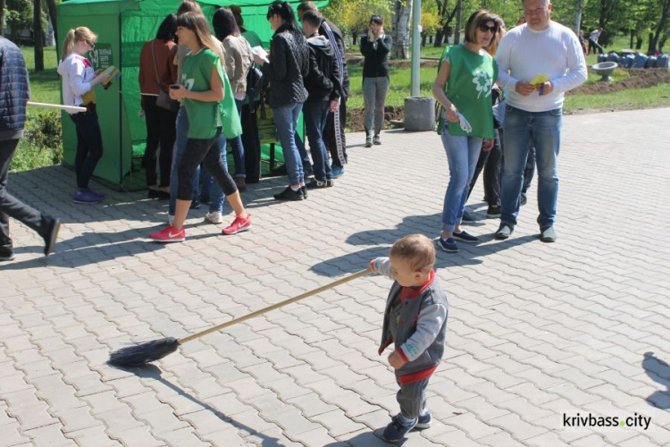 В Терновском районе Кривого Рога прошла акция "В Європу без сміття!" (ФОТО)