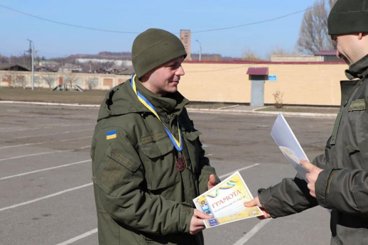 Нацгвардейцы из Кривого Рога завоевали серебро в соревнованиях по рукопашному бою