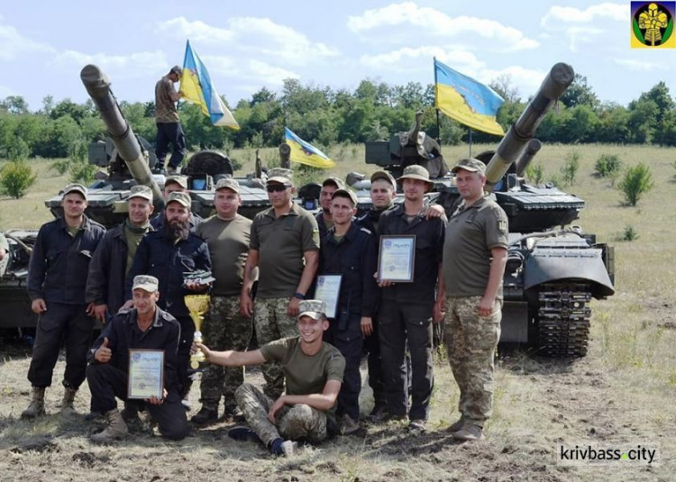 Криворожские танкисты стали лучшими в состязаниях командования «Восток»