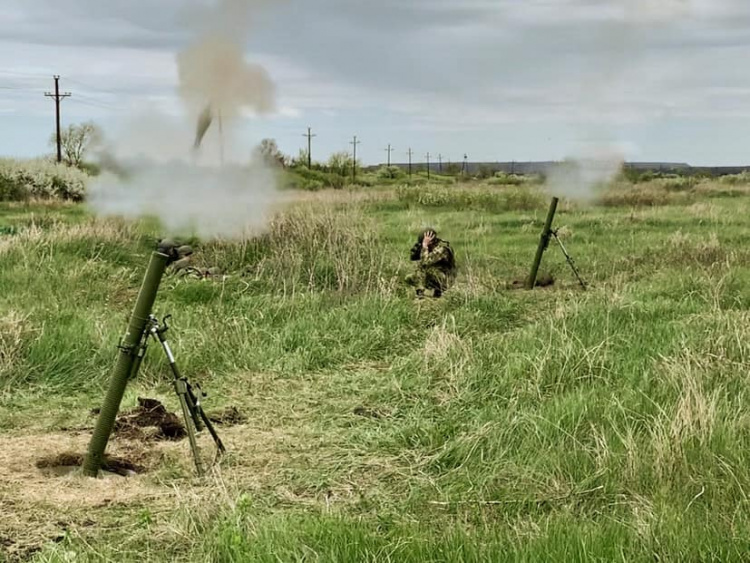 Бійці Криворізької окремої бригади ТрО надали корисні поради щодо «прильотів»