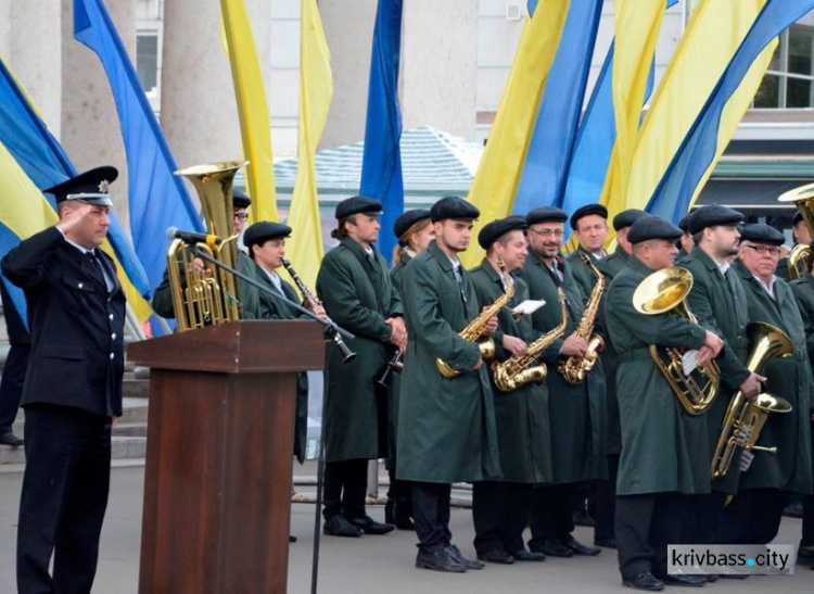 В Кривом Роге состоялась присяга на верность Украинскому народу (ФОТОРЕПОРТАЖ)