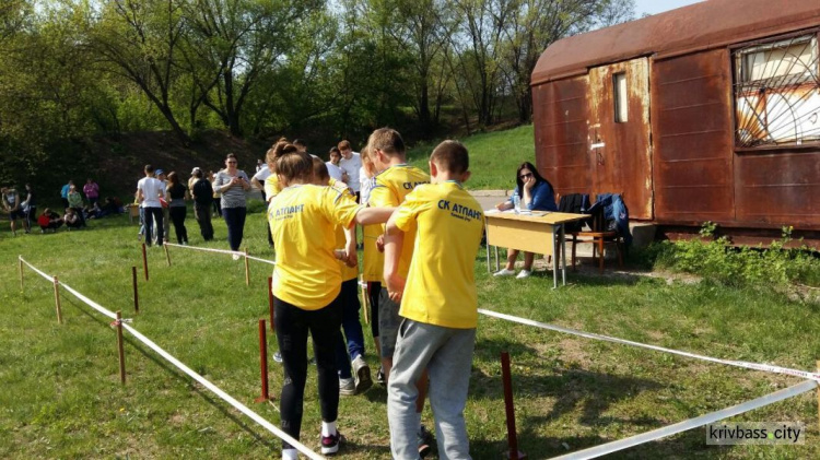 Весело и интересно: в Кривом Роге прошли общегородские соревнования "Секреты морского волка" (фото)