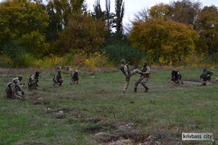 В 17-й танковой бригаде Кривого Рога отпраздновали День защитника Украины (ФОТО)