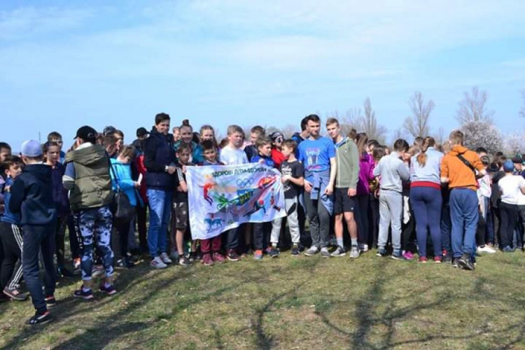 В поисках артефактов: в Кривом Роге прошли соревнования по спортивному ориентированию (фото)