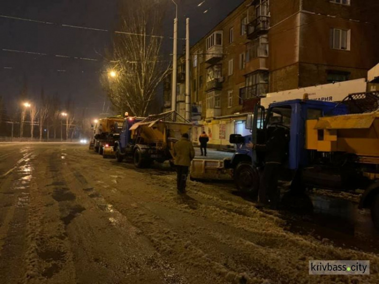 У місті та області звітували про боротьбу з наслідками негоди