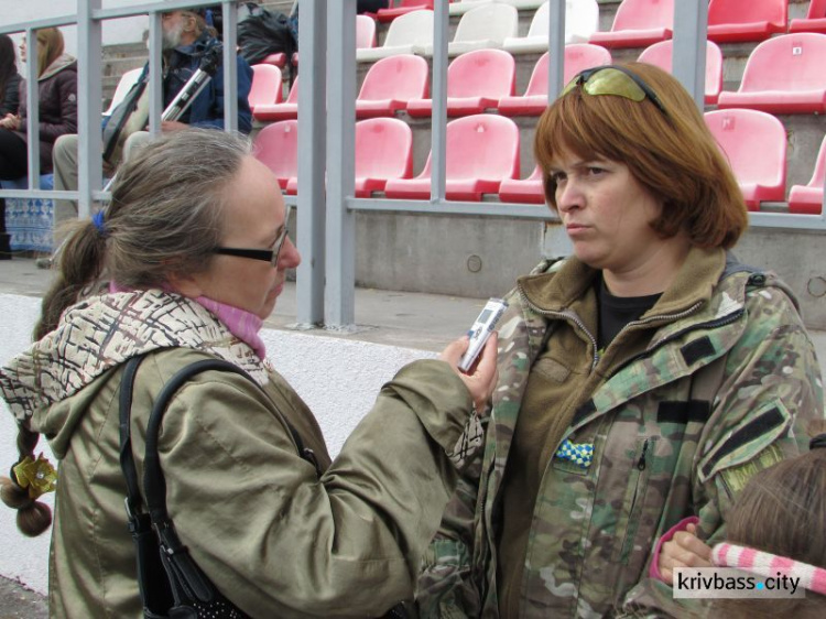 В Кривом Роге состоялся футбольный матч между бойцами АТО из Кривого Рога и Запорожья (ФОТО)