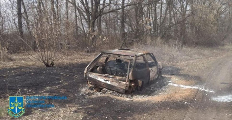 Внаслідок детонації боєприпасу у Криворізькому районі вибухнуло цивільне авто