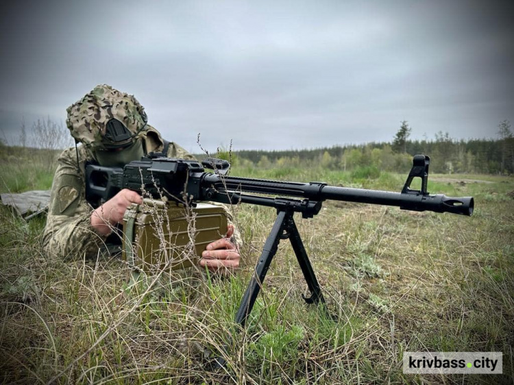 Усі студенти-чоловіки пройдуть базову загальновійськову підготовку: постанова уряду