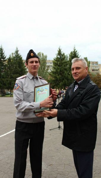 В Кривом Роге будущие призывники учились мужской дружбе и взаимопомощи (ФОТО)