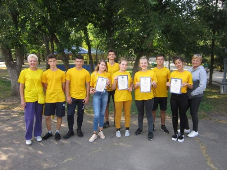 Юные криворожане собрались на городском слете экологов и туристов-краеведов (фото)