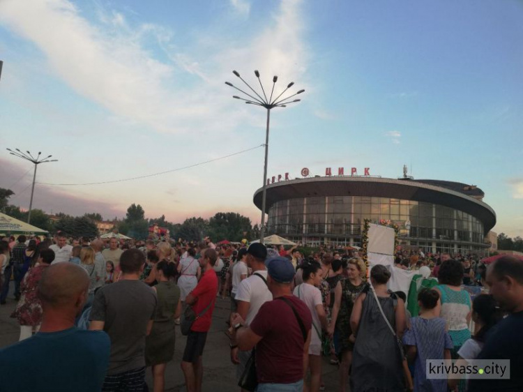 Самые яркие моменты:  в Кривом Роге масштабно отпраздновали День металлурга и горняка (ФОТОРЕПОРТАЖ)