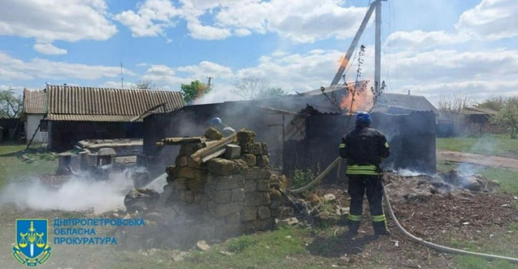 Під час обстрілу села на Дніпропетровщині пошкоджено житлові будинки