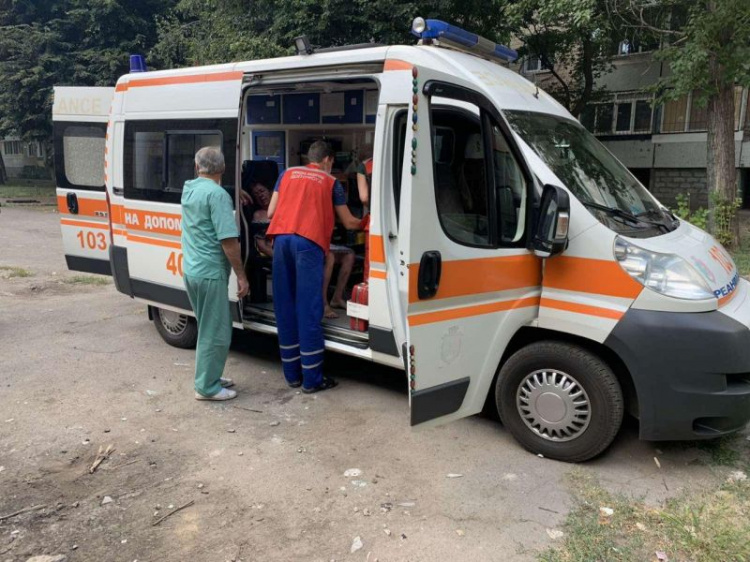 На пожаре в Терновском районе спасли мужчину и женщину