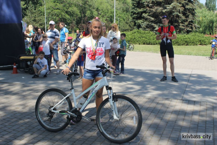 В Кривом Роге состоялись детские велогонки «Чудернацкі перегони» (ФОТО, ВИДЕО)