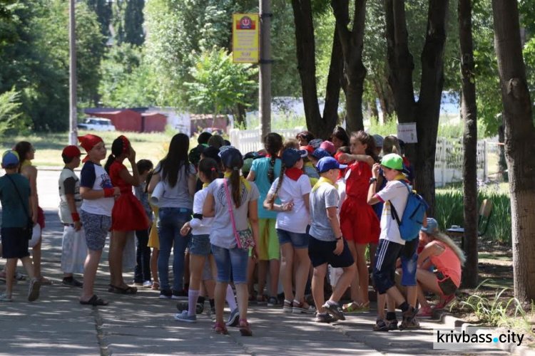 Родители школьников Кривого Рога поделились впечатлениями от пришкольных лагерей