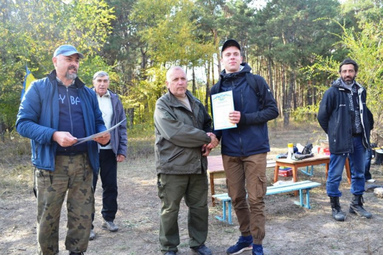 Азарт и море эмоций: в Кривом Роге прошли общегородские соревнования по спортивному ориентированию (фото)