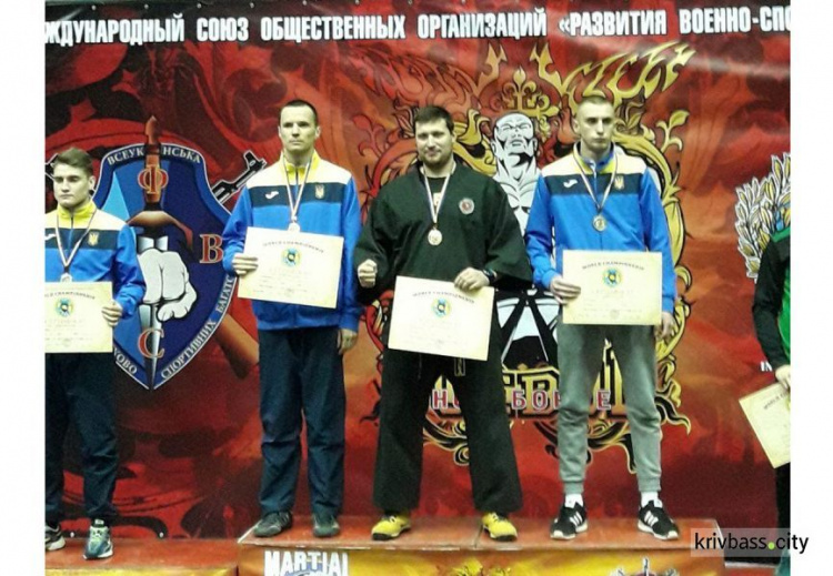 Преподаватель вуза из Кривого Рога стал чемпионом мира по военно-спортивному двоеборью (фото)