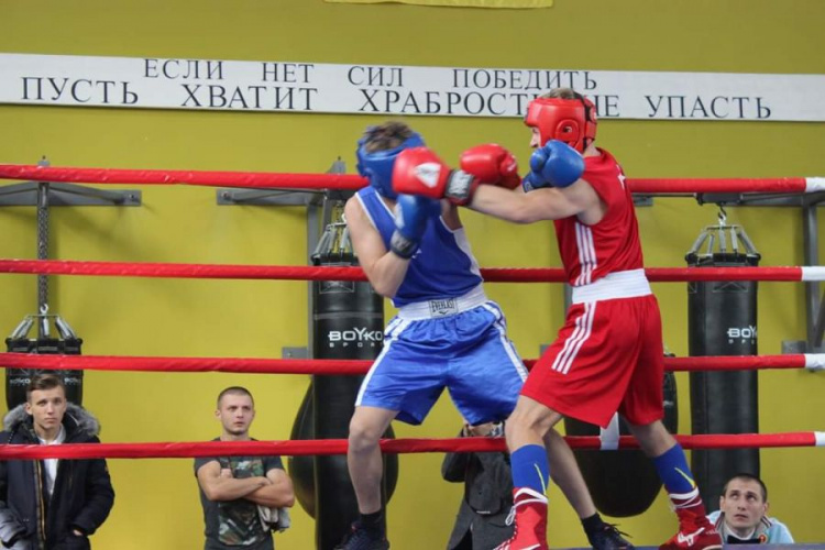 В Кривом Роге прошел городской чемпионат по боксу (фото)