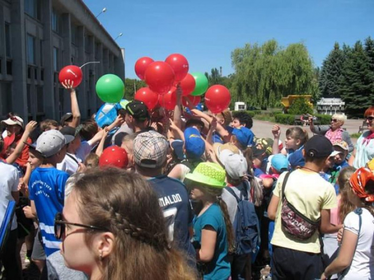 В Кривом Роге стартовала Спартакиада среди воспитанников пришкольных лагерей (ФОТО)