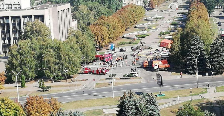 Всегда готовы прийти на помощь: в Кривом Роге ко Дню спасателя организовали праздник (ФОТО)