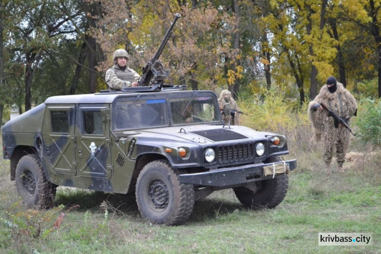 В 17-й танковой бригаде Кривого Рога отпраздновали День защитника Украины (ФОТО)