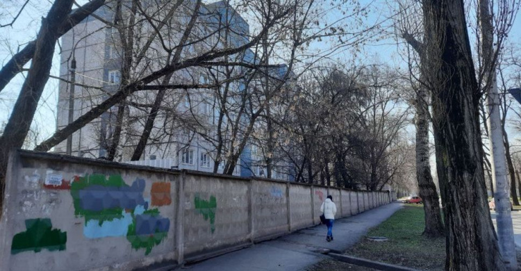 У Кривому Розі більше тисячі людей лікуються від Covid-19 на стаціонарі опорних лікарень