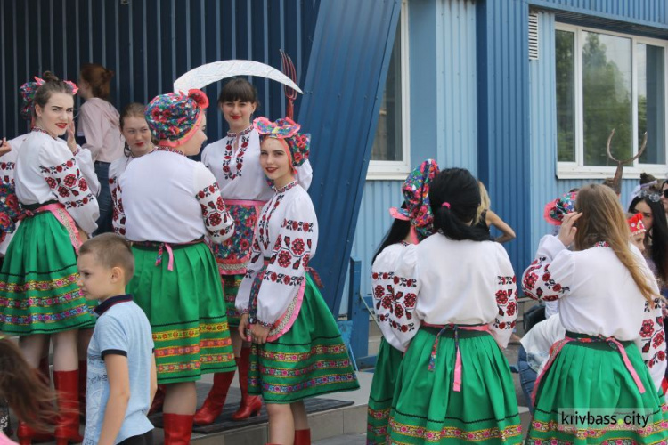 В Кривом Роге наградили победителей фестиваля «Наші таланти тобі, Криворіжжя!» (ФОТО, ВИДЕО)