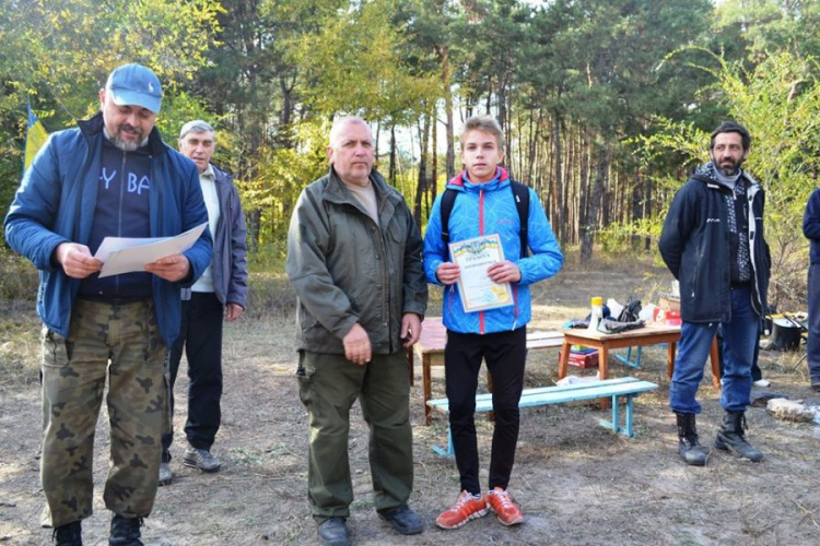 Азарт и море эмоций: в Кривом Роге прошли общегородские соревнования по спортивному ориентированию (фото)