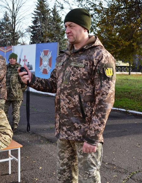 В 17 ОТБр Кривого Рога военнослужащие доказывали, насколько "здоров дух в их здоровом теле"