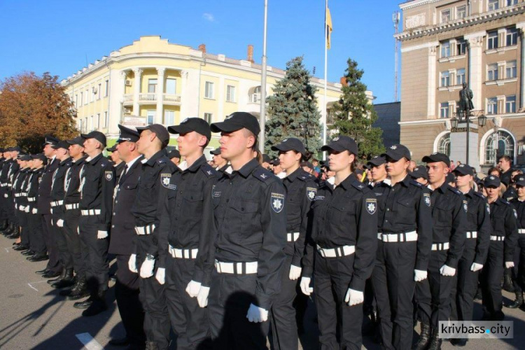 В Кривом Роге курсанты Донецкого юридического института присягнули на верность Украинскому народу (ФОТОРЕПОРТАЖ)