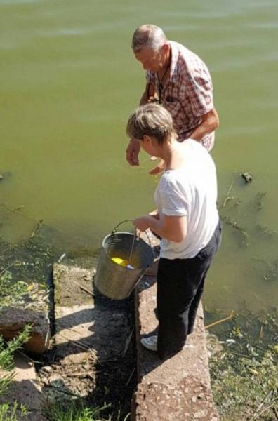 В Кривом Роге отобраны пробы воды для химического анализа (ФОТО)