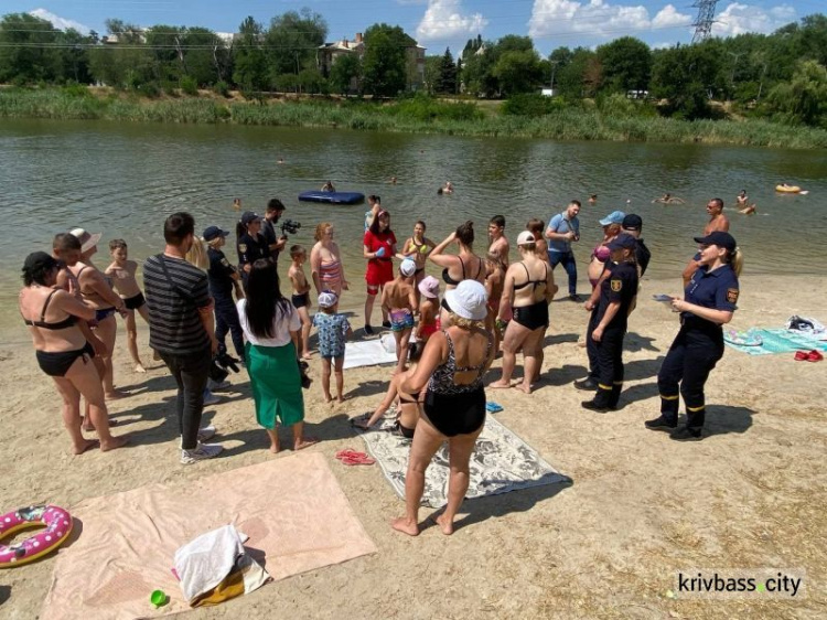 На воді відпочивай з розумом: у Покровському районі провели профілактичний рейд