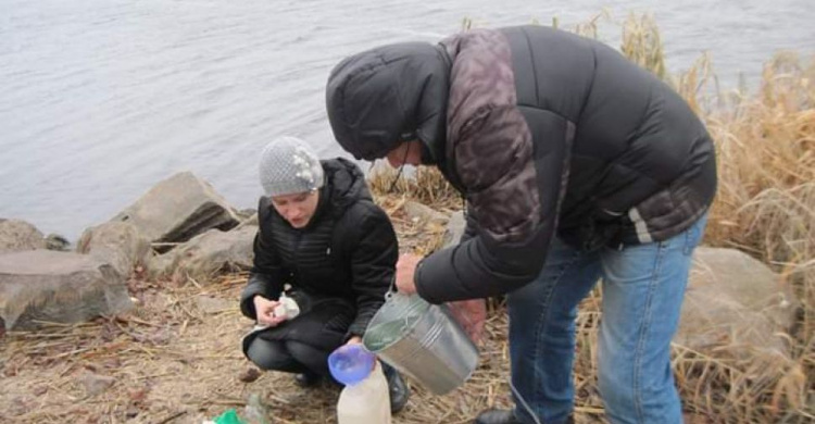 В Кривом Роге провели анализ проб воды, отобранных в водоемах города (фото)