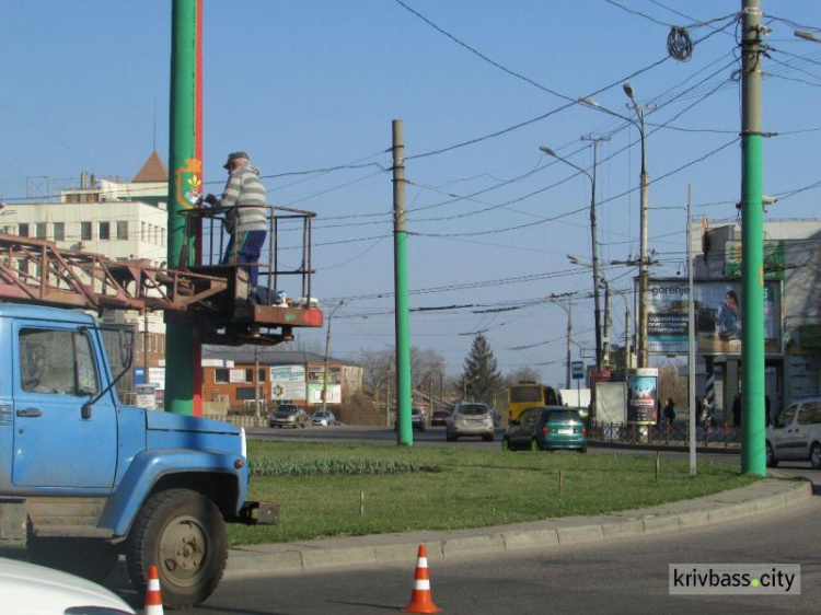 В Кривом Роге  обновляют кольцо 95 квартала (фотофакт)