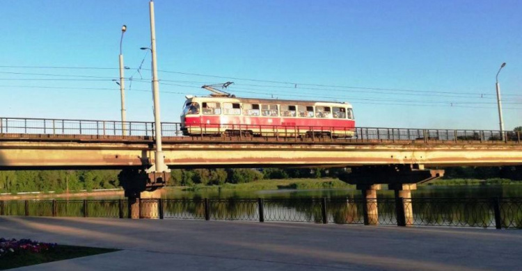 В Кривом Роге почти в полном объеме восстановлена работа городского транспорта