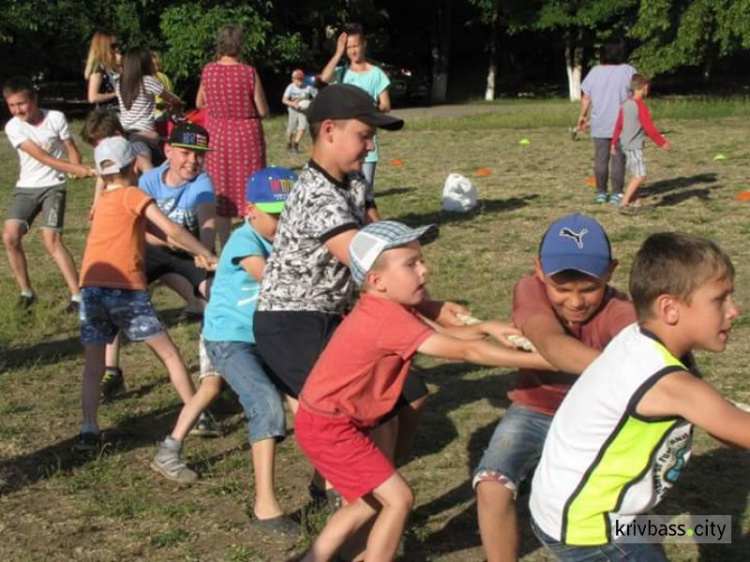 В Кривом Роге громада микрорайона провела праздник ко Дню защиты детей (ФОТОРЕПОРТАЖ)