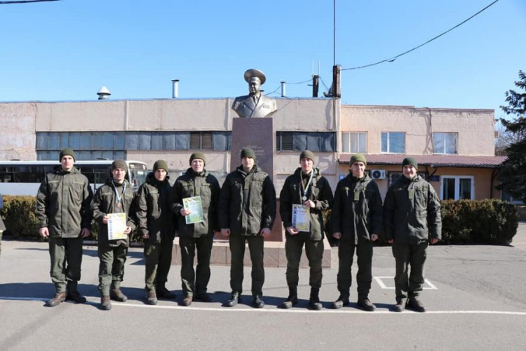 Нацгвардейцы из Кривого Рога завоевали серебро в соревнованиях по рукопашному бою