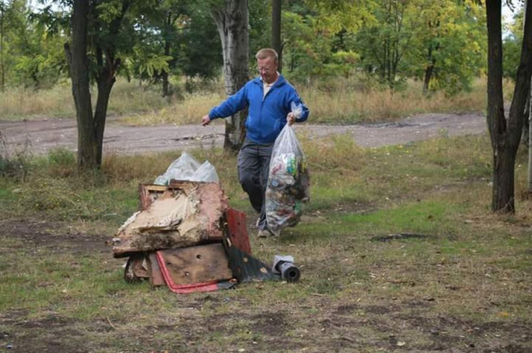 Криворожане поддержали акцию Всемирный день уборки "World Cleanup Day"(ФОТО)