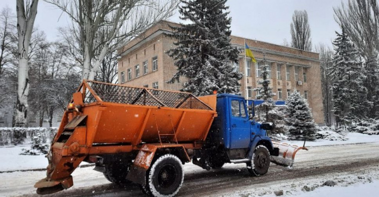 Погіршення погодних умов у Кривому Розі: більше 50 одиниць техніки чергують цілодобово