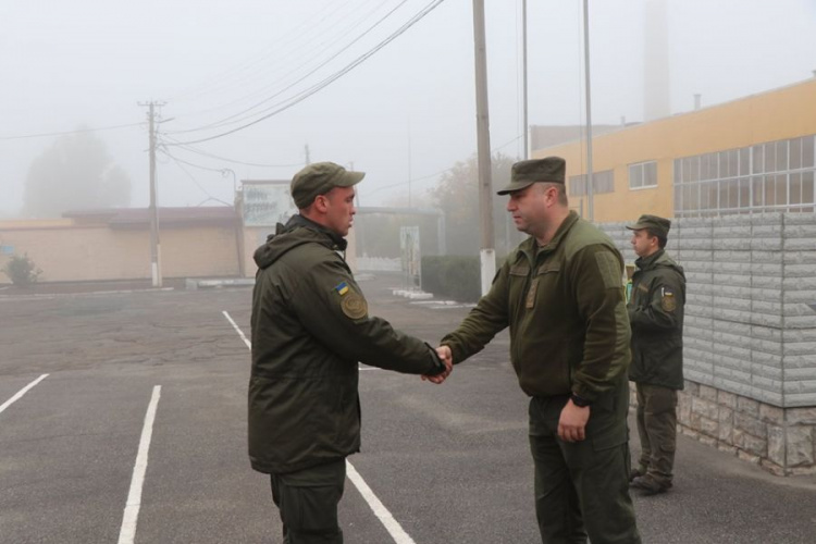 Военнослужащие Криворожской бригады получили медали "Ветеран службы"(фото)