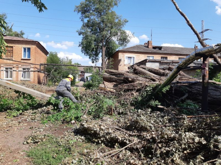 В Кривом Роге без света остаются более 400 абонентов