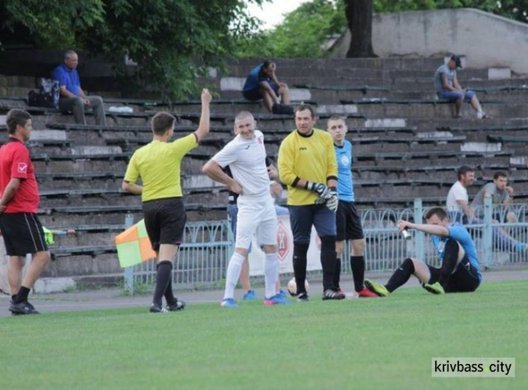 Футболистам «Кривого Рога» нет равных в чемпионате города: есть очередная победа (ФОТО)