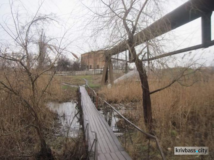 В Кривом Роге сточные воды попадают в реку Саксагань (ФОТОРЕПОРТАЖ)