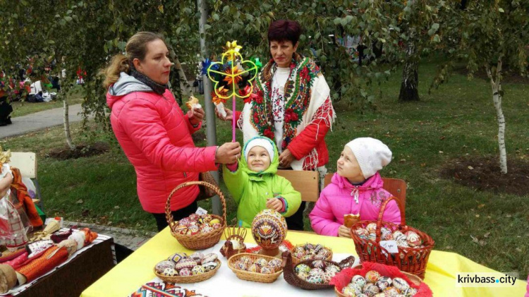 В Кривом Роге состоялся 1-й Международный фестиваль казацкой песни (ФОТОРЕПОРТАЖ)