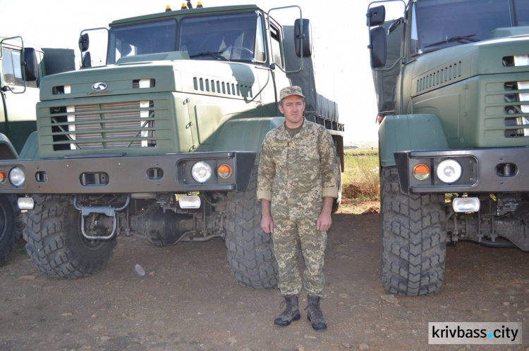 В 17-й танковой бригаде Кривого Рога на вооружении появились новые машины (ФОТО)