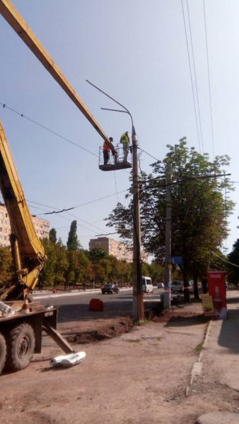 Клад и непогода. Что может помешать закончить ремонт проспекта в Кривом Роге?