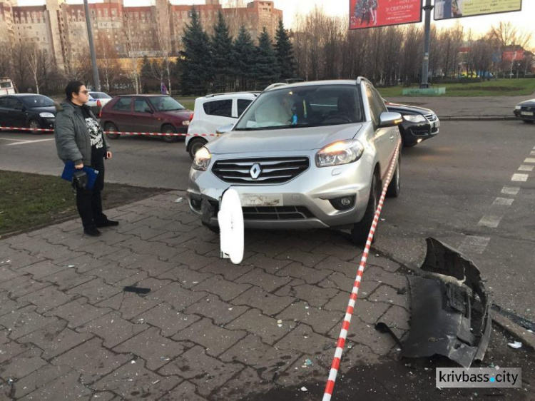 Кривой Рог - маршрутка - ДТП: подробности аварии в районе горисполкома (ФОТО)