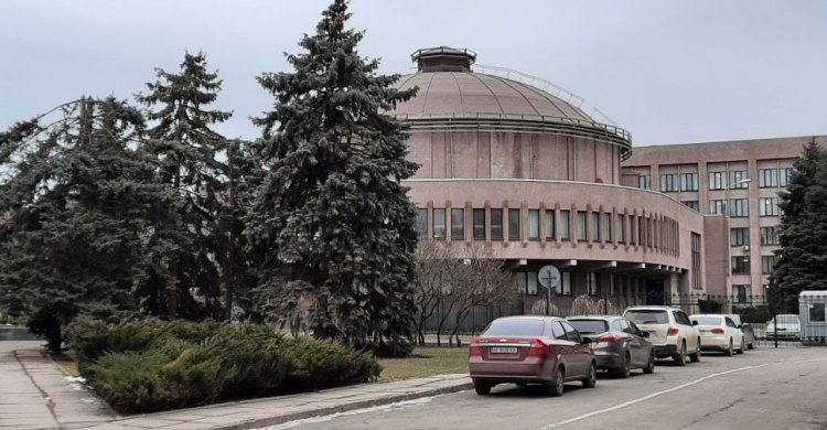 Отчет об экономическом развитии Кривого Рога, строительство крематория и пересмотр регламента горсовета: какие вопросы рассмотрят депута