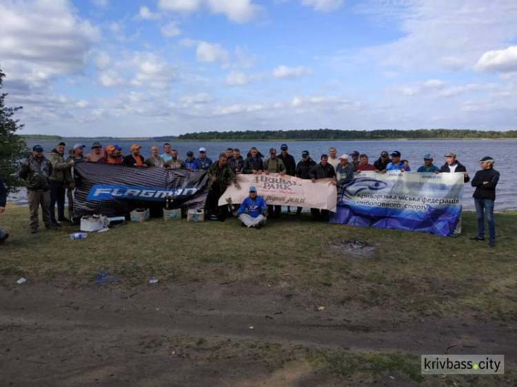 Лучшие спортсмены Кривого Рога соревновались на кубке городской федерации рыболовного спорта (ФОТО)